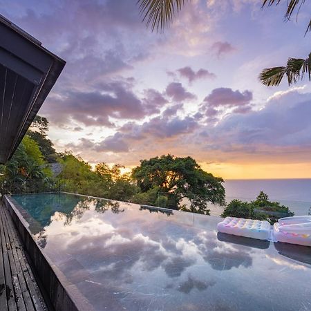 Villa Yang, Private Oceanfront Villa, Strand Kamala Exterior foto